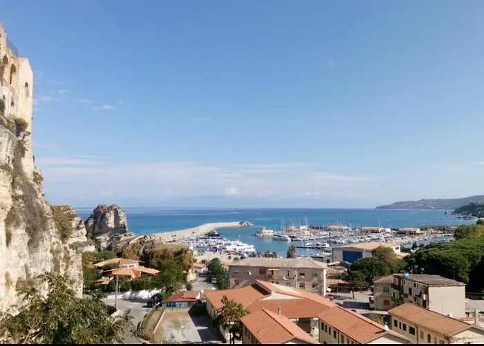 Da Salvo 10 Minuti Da Capo Vaticano *